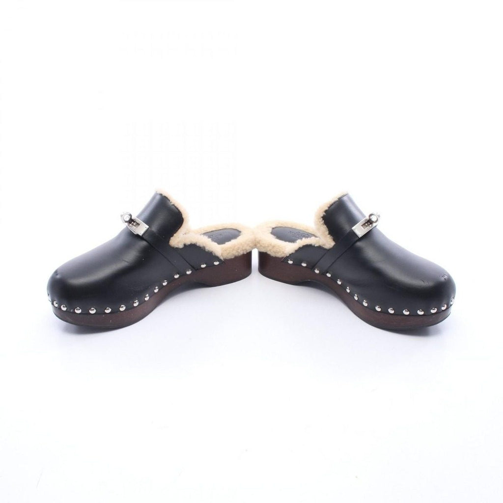 Hermes Sandals Carlotta Kelly Buckle Sabot Black Leather Mouton — view 3