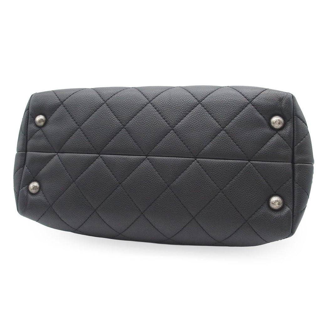Chanel Chain Black Silver Caviar Leather Quilted CC Logo 2-Way Tote Bag — view 3