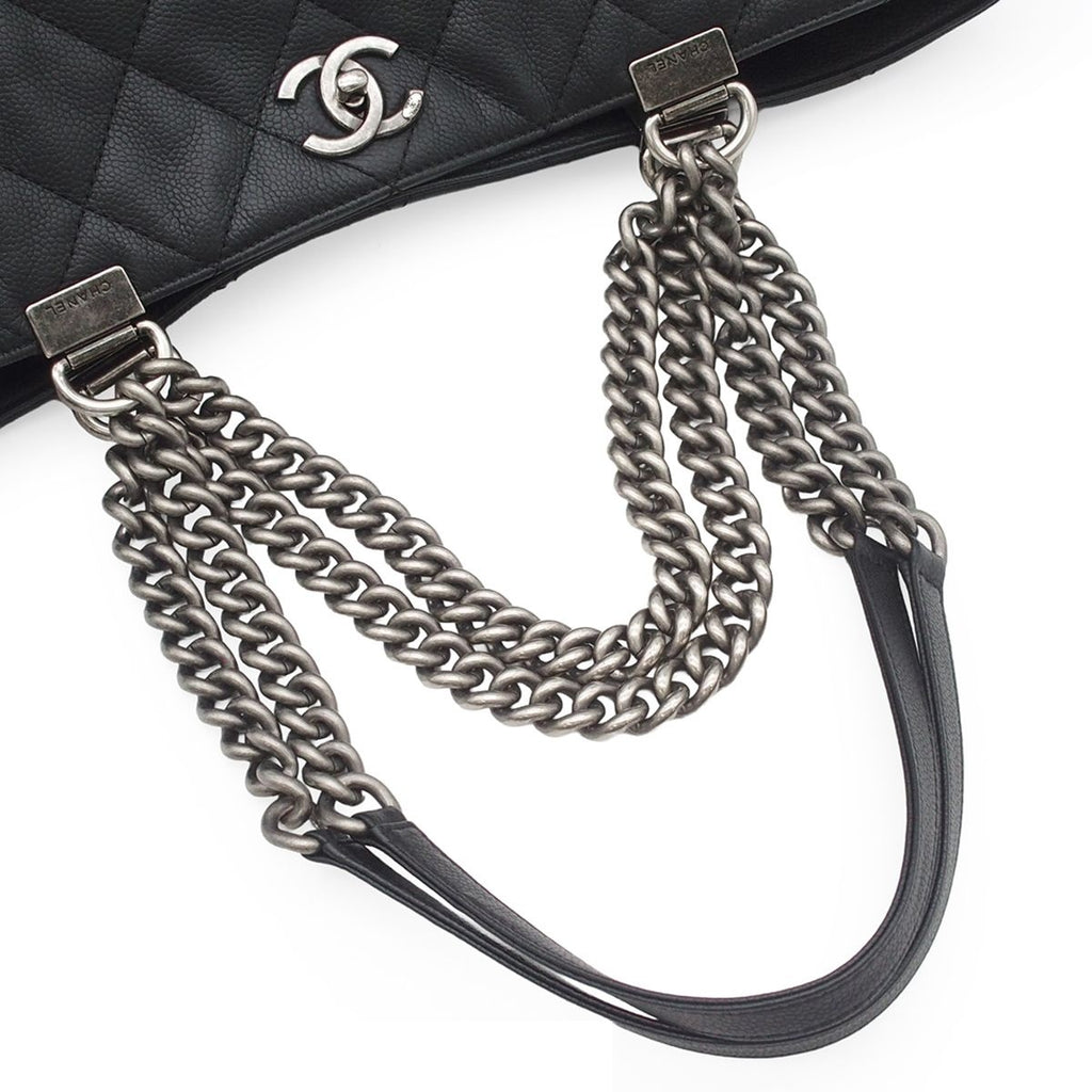 Chanel Chain Black Silver Caviar Leather Quilted CC Logo 2-Way Tote Bag — view 4