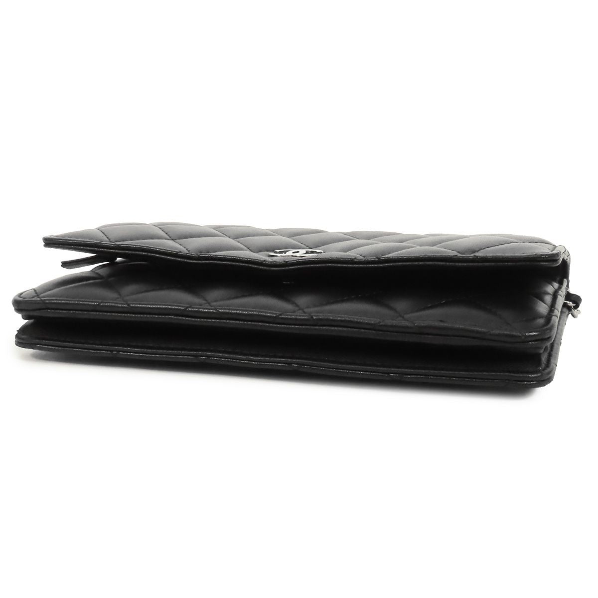 Chanel Chain Wallet Black Silver Lambskin Quilted Pochette Shoulder Bag — view 3