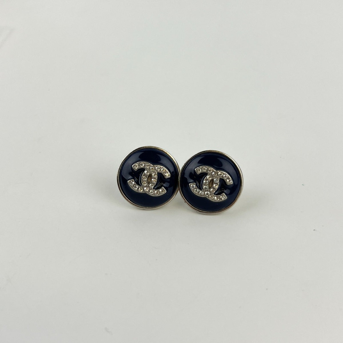 Chanel CC Logo Earrings Navy Silver Vintage — view 2