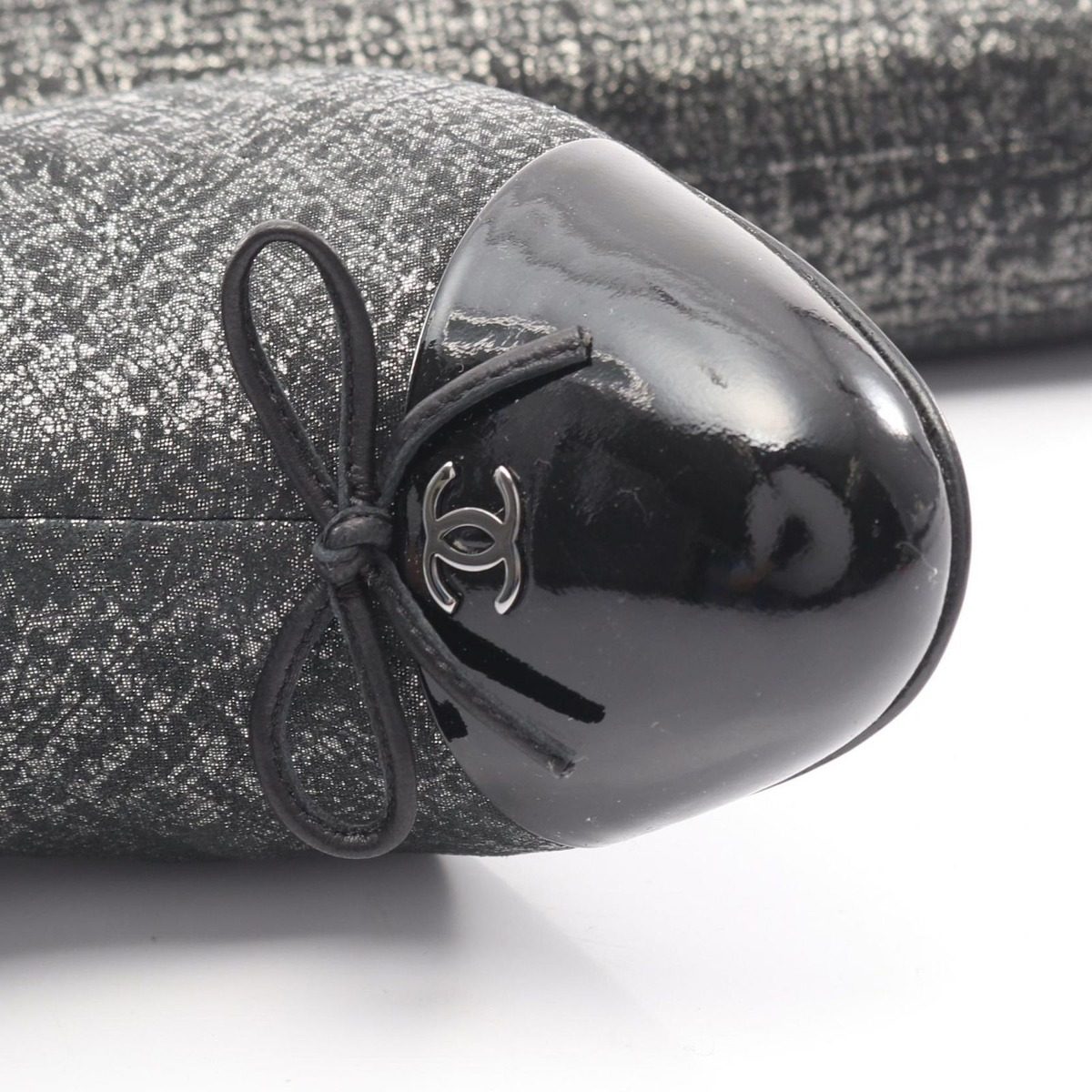 Chanel Boots CC Logo Patent Leather — view 6