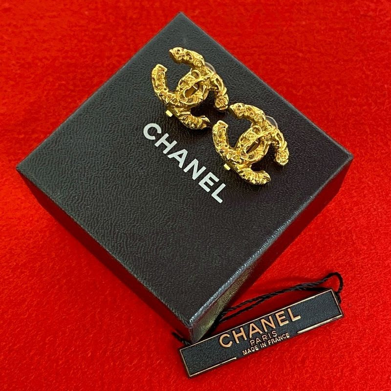 Chanel Vintage Coco Mark Motif Earrings Ear Cuff Accessory Gold 16506 — view 2