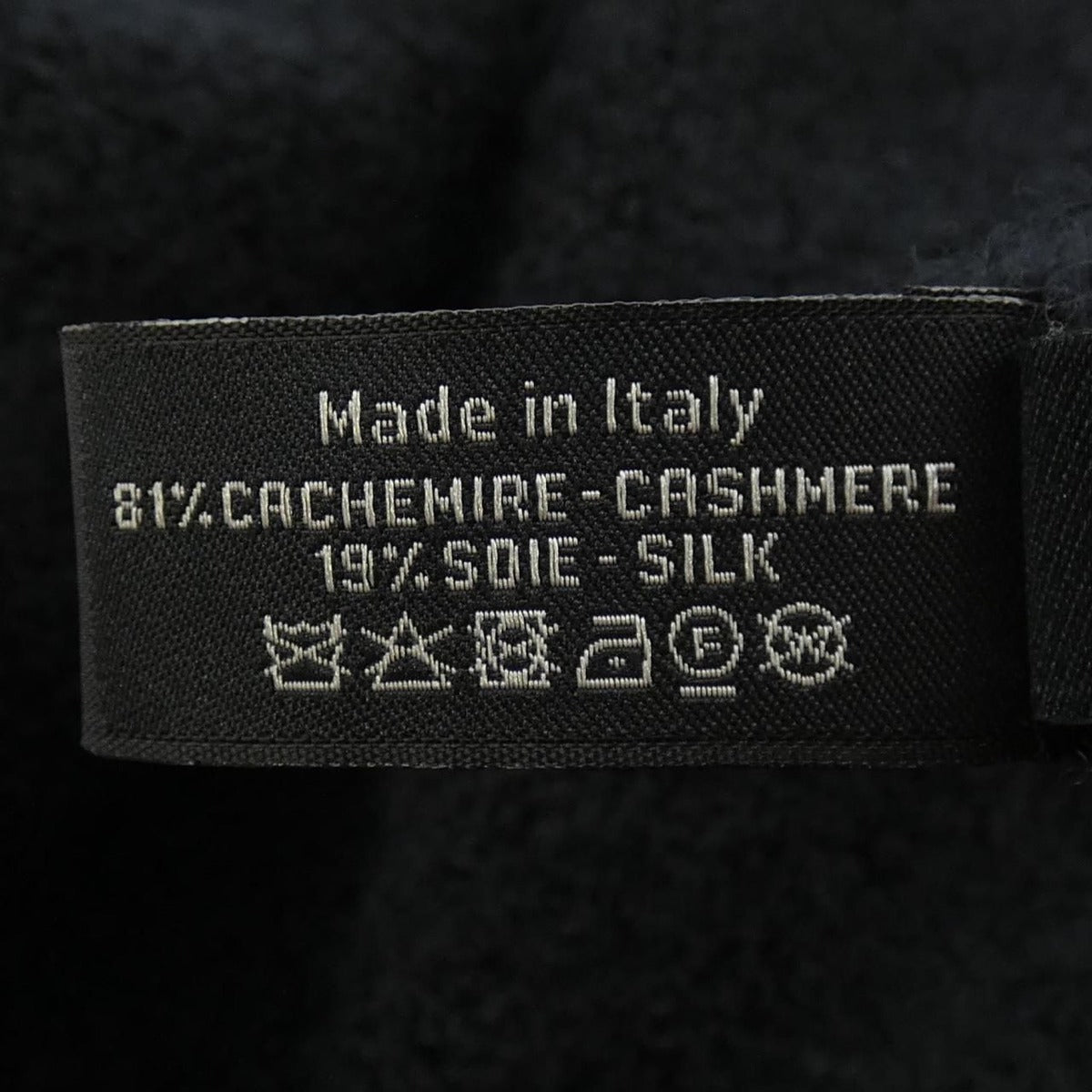 Chanel Scarf Silk Cashmere Black White — view 3