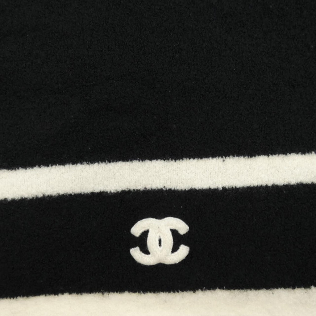 Chanel Scarf Silk Cashmere Black White — view 4