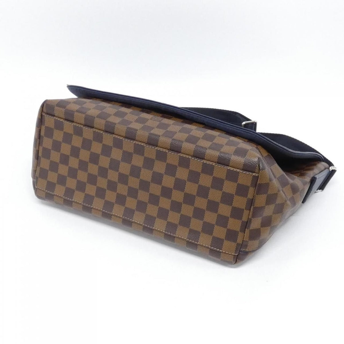 Louis Vuitton Damier Sprinter GM Shoulder Bag — view 3