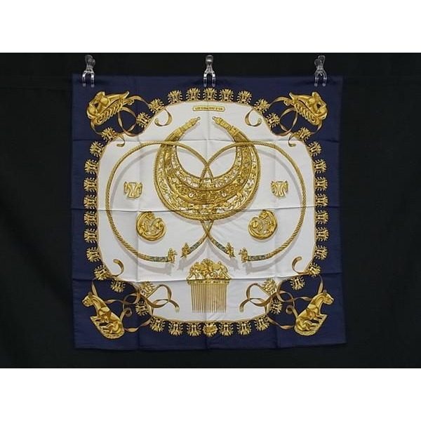 Hermes les Cavaliers D'or Carre 90 Silk Large Scarf Shawl Navy — view 2