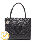 Chanel le Tote Silver Tree Quilted Medallion 6