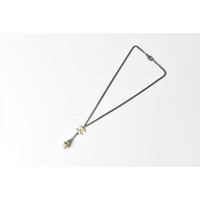 Chanel Eiffel Tower Pearl Motif — view 4