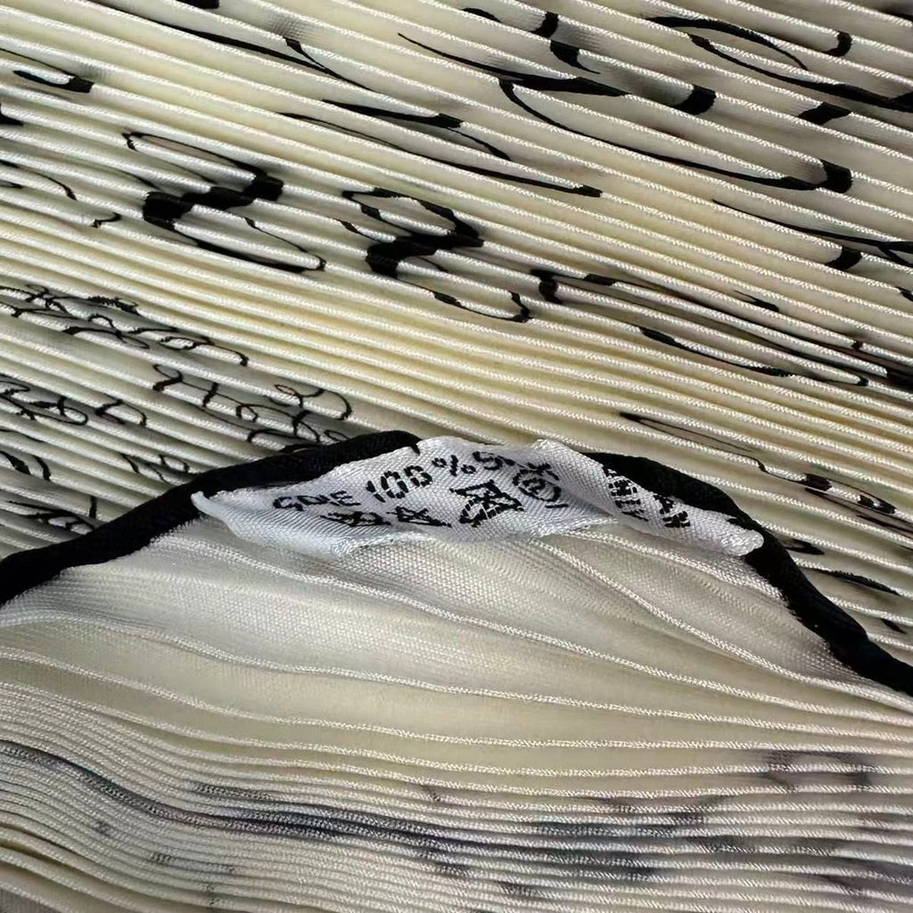 Hermes Scarf Silk Pleats Lart Decrire Art of Calligraphy White — view 6