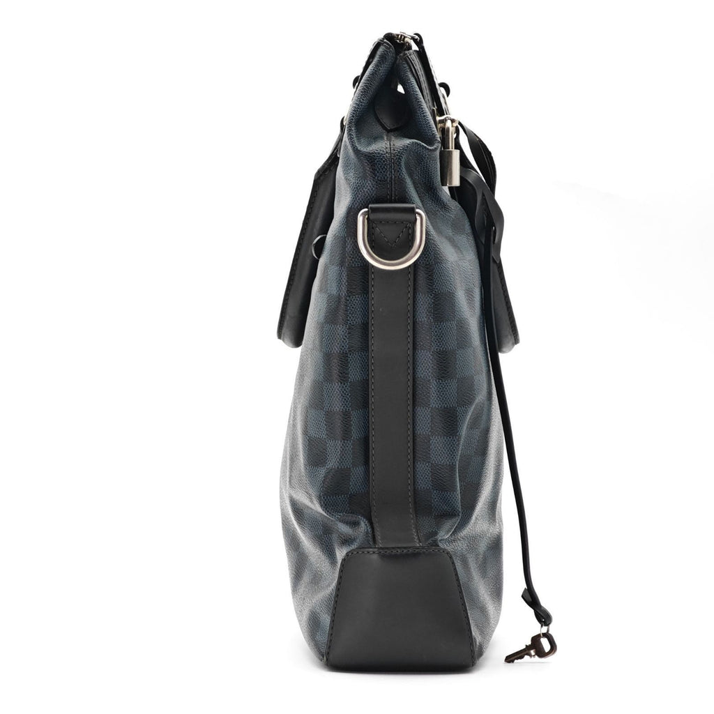 Louis Vuitton Cobalt Greenwich 2-Way Shoulder Bag Navy Strap Key Padlock — view 5