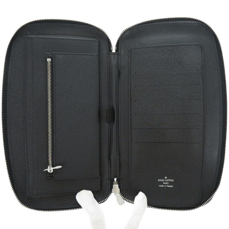 Louis Vuitton Organizer Athol Taiga Leather Black Long Wallet — view 4