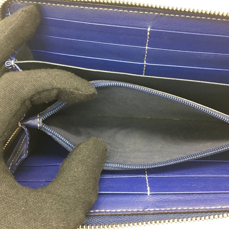 Gucci Long Wallet Round Zipper GG Supreme American Flag — view 6