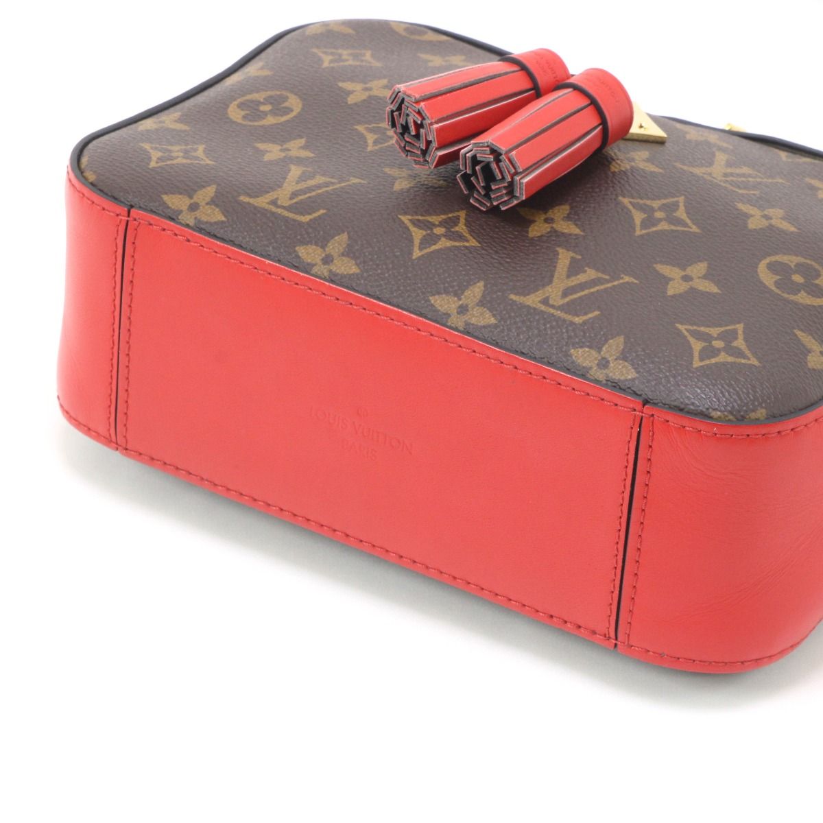 Louis Vuitton Monogram Saintonge Coquelicot Shoulder Bag — view 7