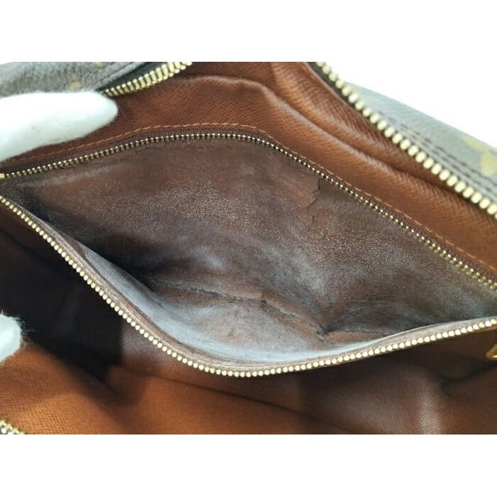 Louis Vuitton Shoulder Bag Trocadero 27 Monogram — view 9