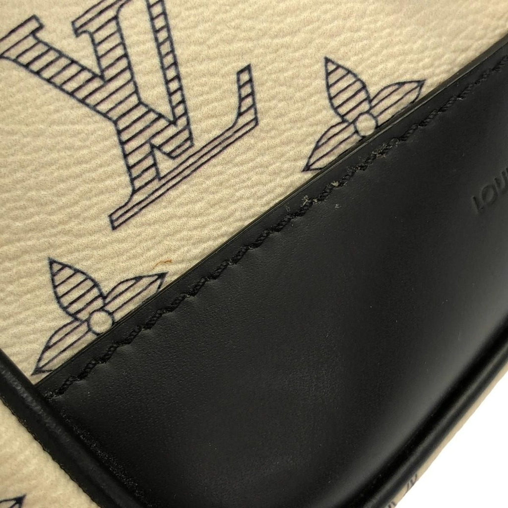 Louis Vuitton Monogram Savannah Messenger BB Shoulder Bag — view 5