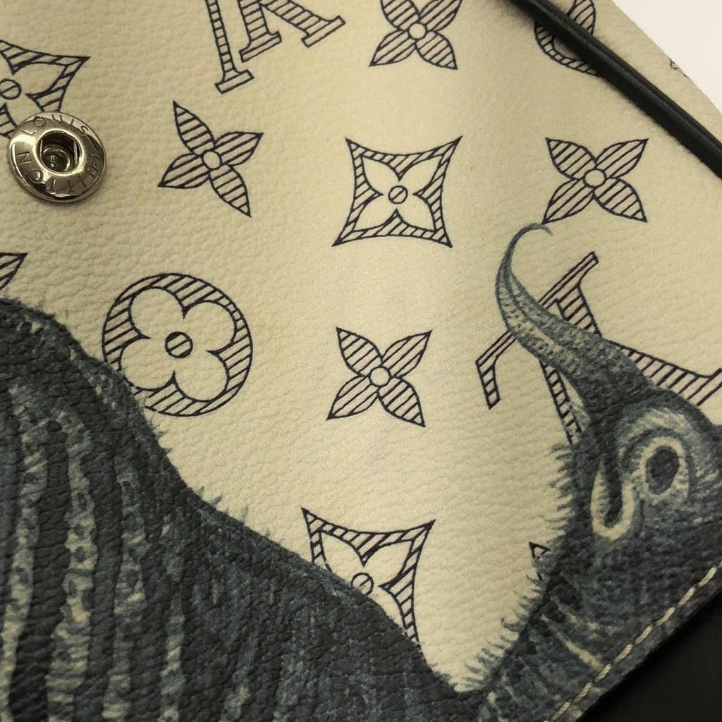 Louis Vuitton Monogram Savannah Messenger BB Shoulder Bag — view 9