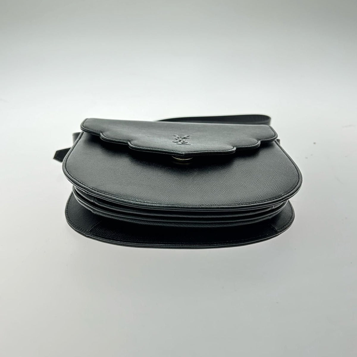 Yves Saint Laurent Shoulder Bag Black — view 4
