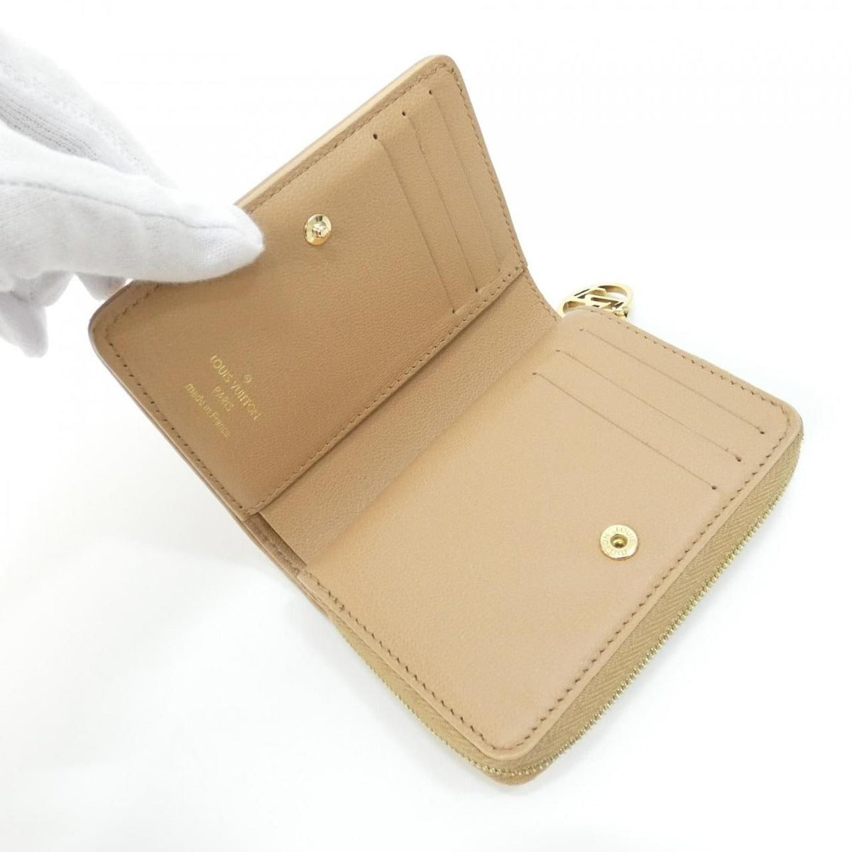 Louis Vuitton Cousin Portefeuille Wallet — view 8