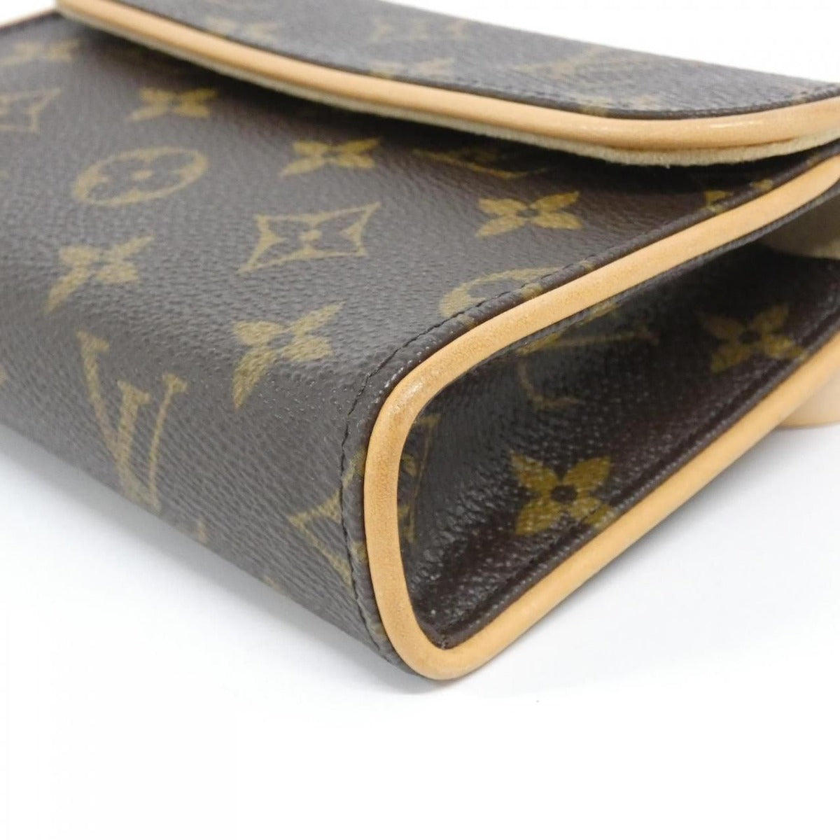 Louis Vuitton Monogram Pochette Florentine XS Waist Bag — view 3