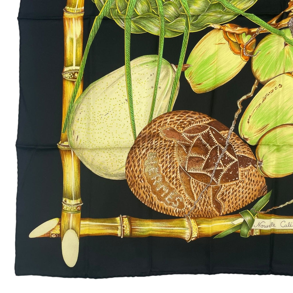 Hermes Scarf Silk Carre 90 Jardin Creole Cles Or's Paradise Black — view 4