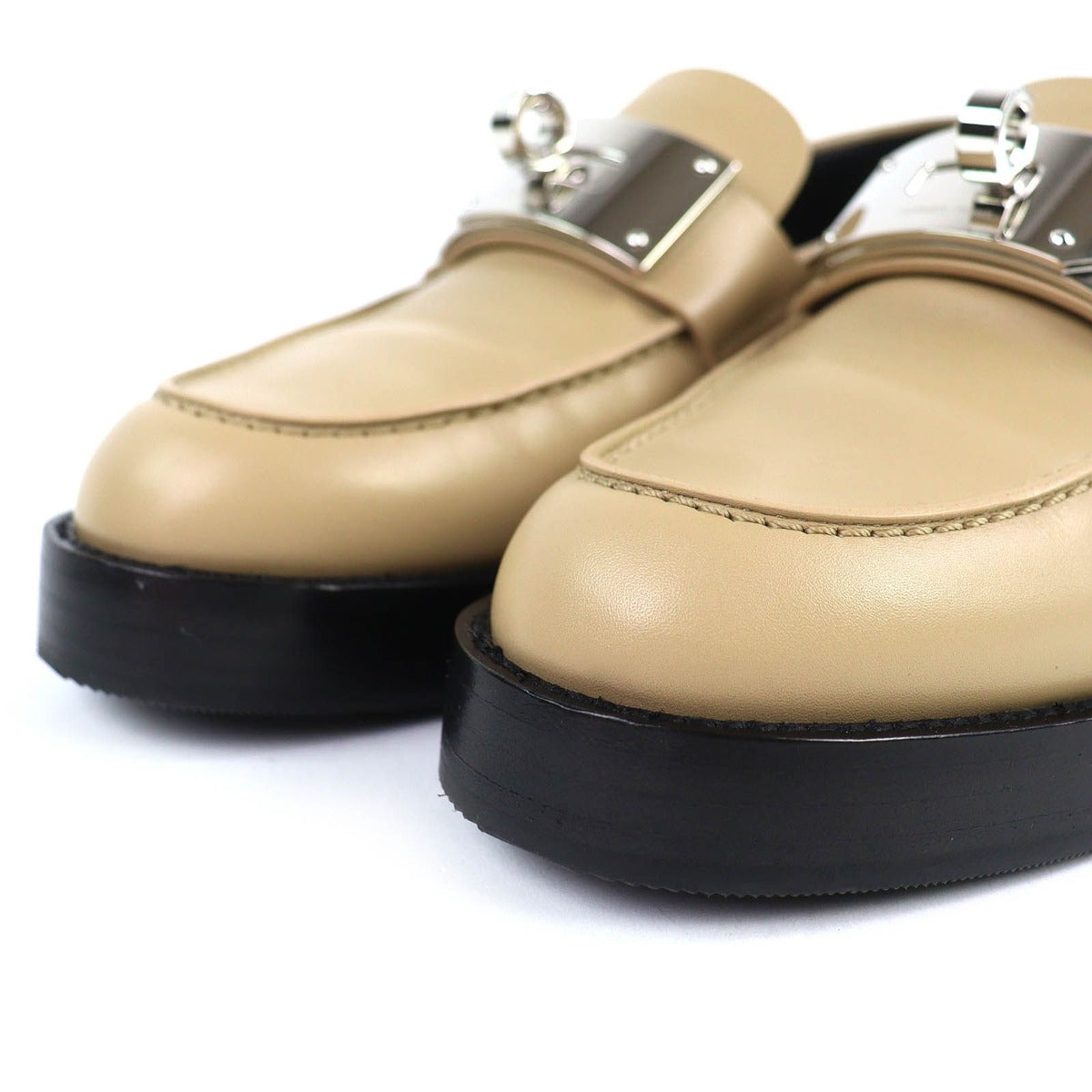 Hermes Moccasins Hot Kelly Buckle Leather Loafers Beige Silver 37.5 — view 5