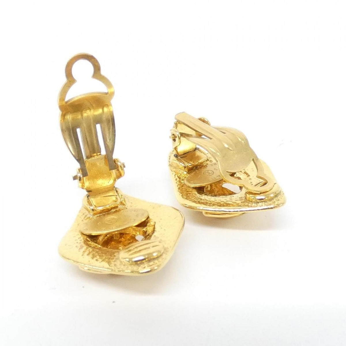 Chanel Vintage Earrings Gold — view 4