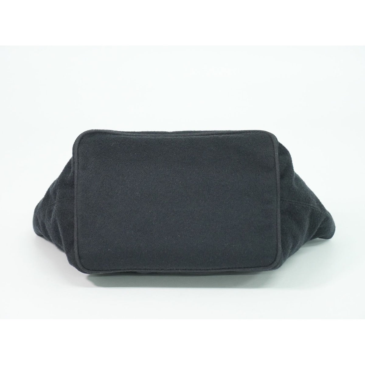 Fendi Zucca Logo Tote Cashmere Wool Black — view 3