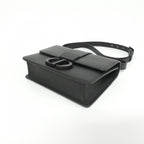 Christian Dior 30 Montaigne M9203 Sbav Shoulder Bag — view 3
