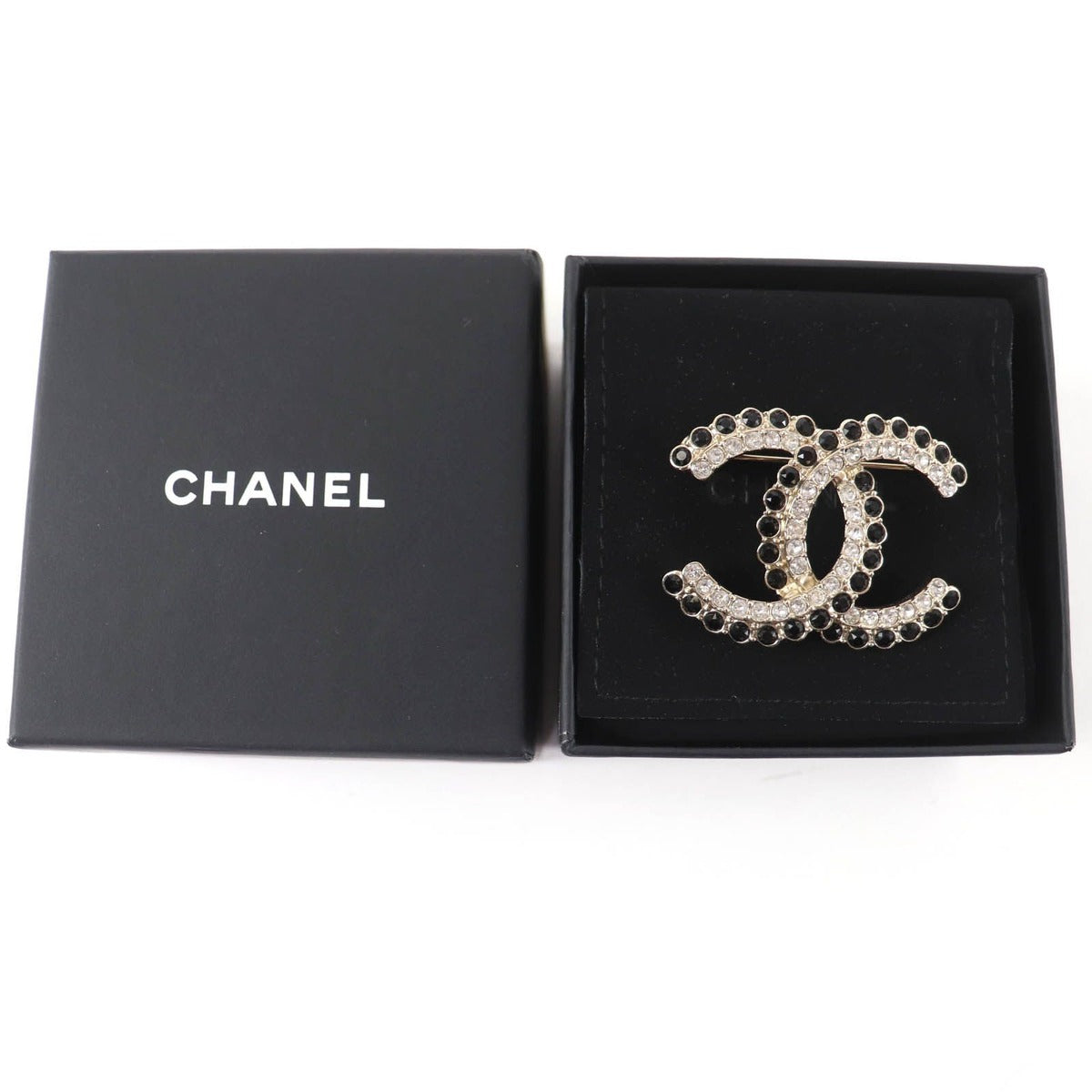 Chanel CC Logo Black Stone Clear Large Brooch Gold — view 2