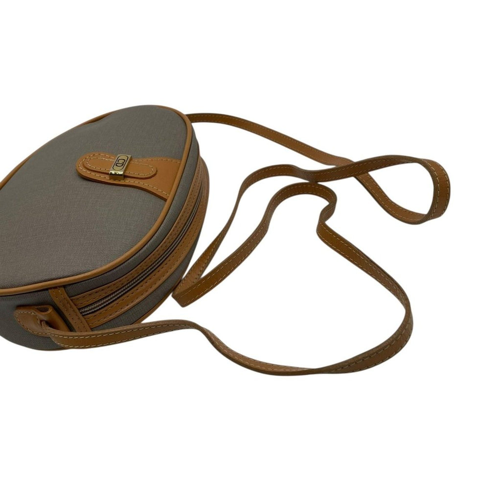 Dior Shoulder Bag Crossbody Available Honeycomb Pattern Leather Gray Brown Gold — view 5