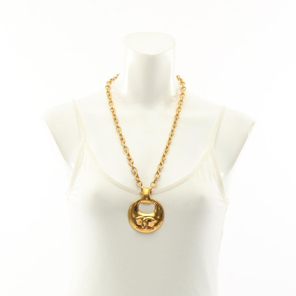 Chanel Necklace CC Logo — view 6