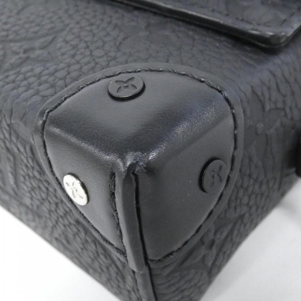 Louis Vuitton Taurillon Monogram Steamer Wearable Wallet Shoulder Bag — view 3