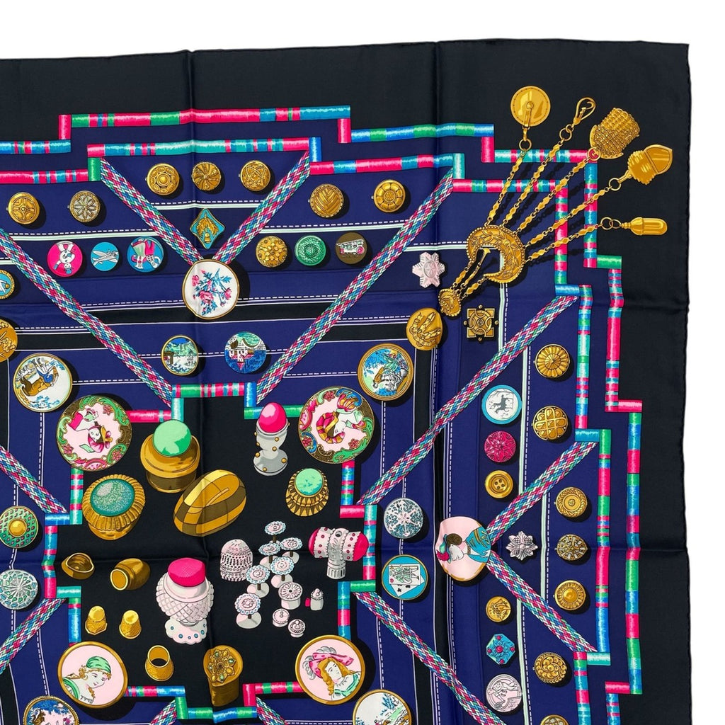 Hermes Scarf Silk Carre 90 Petite Main Seamstress Black — view 3