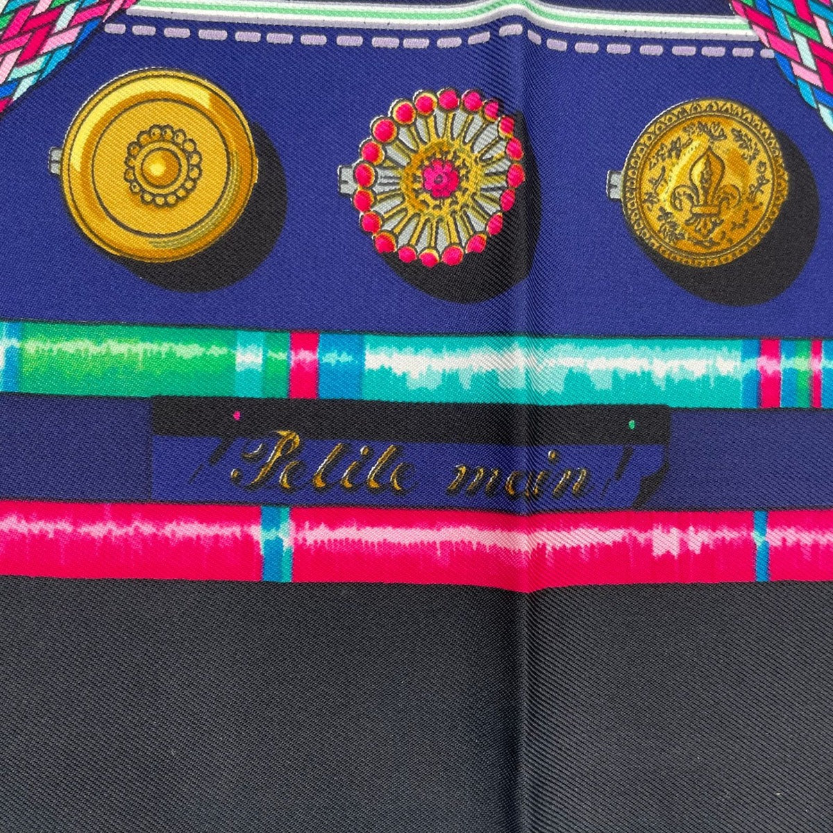 Hermes Scarf Silk Carre 90 Petite Main Seamstress Black — view 6