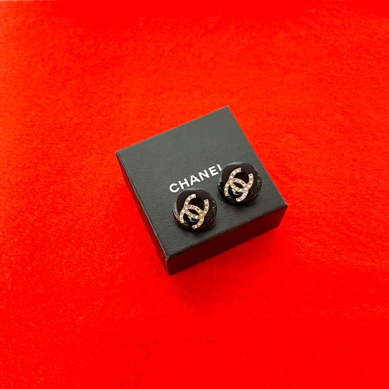 Chanel Vintage Coco Mark Motif Plastic Plated Earrings Black 96A — view 2