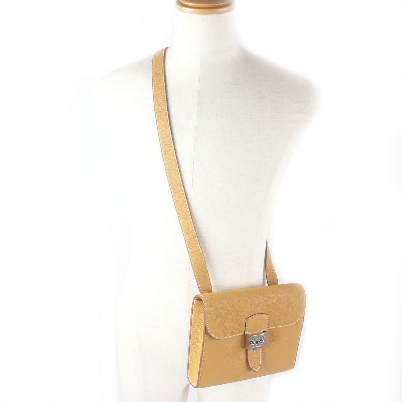 Hermes Sac A Depeches 21 Togo Leather Shoulder Bag Natural Sable — view 3