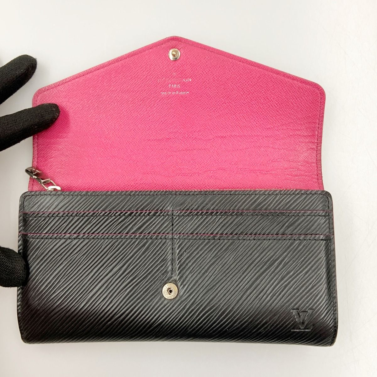 Louis Vuitton Epi Portefeuille Sara Bifold Long Wallet Black Pink — view 5