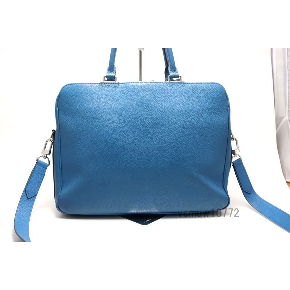 Louis Vuitton Taurillon Alma Briefcase MM Leather 2-Way Business — view 2
