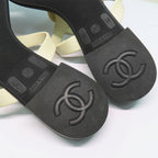 Chanel Camellia Beach Sandals Flat Heel 35 Black White Rubber Thong — view 7