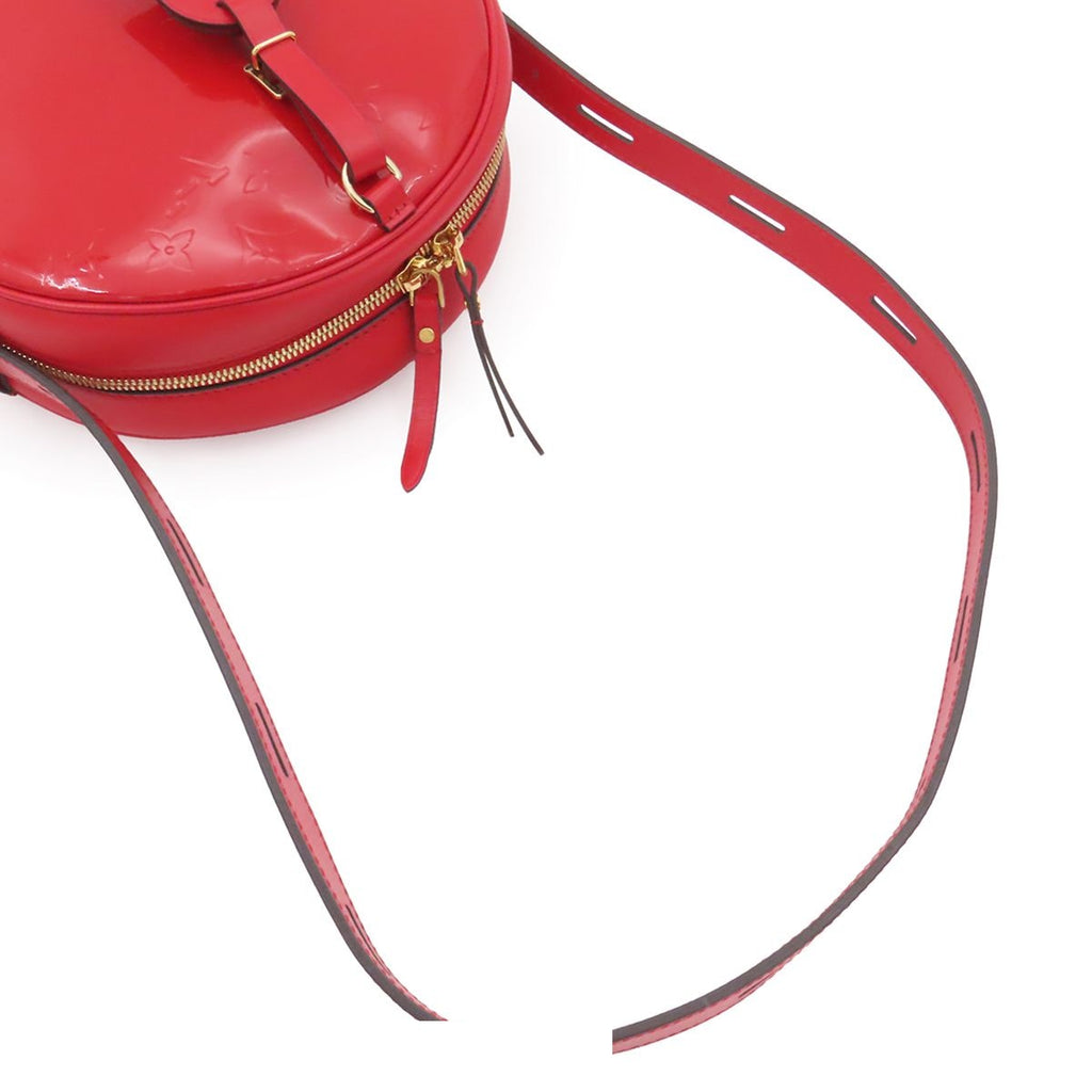 Louis Vuitton Boite Chapeau Souple Rouge Monogram Vernis Shoulder Bag — view 3
