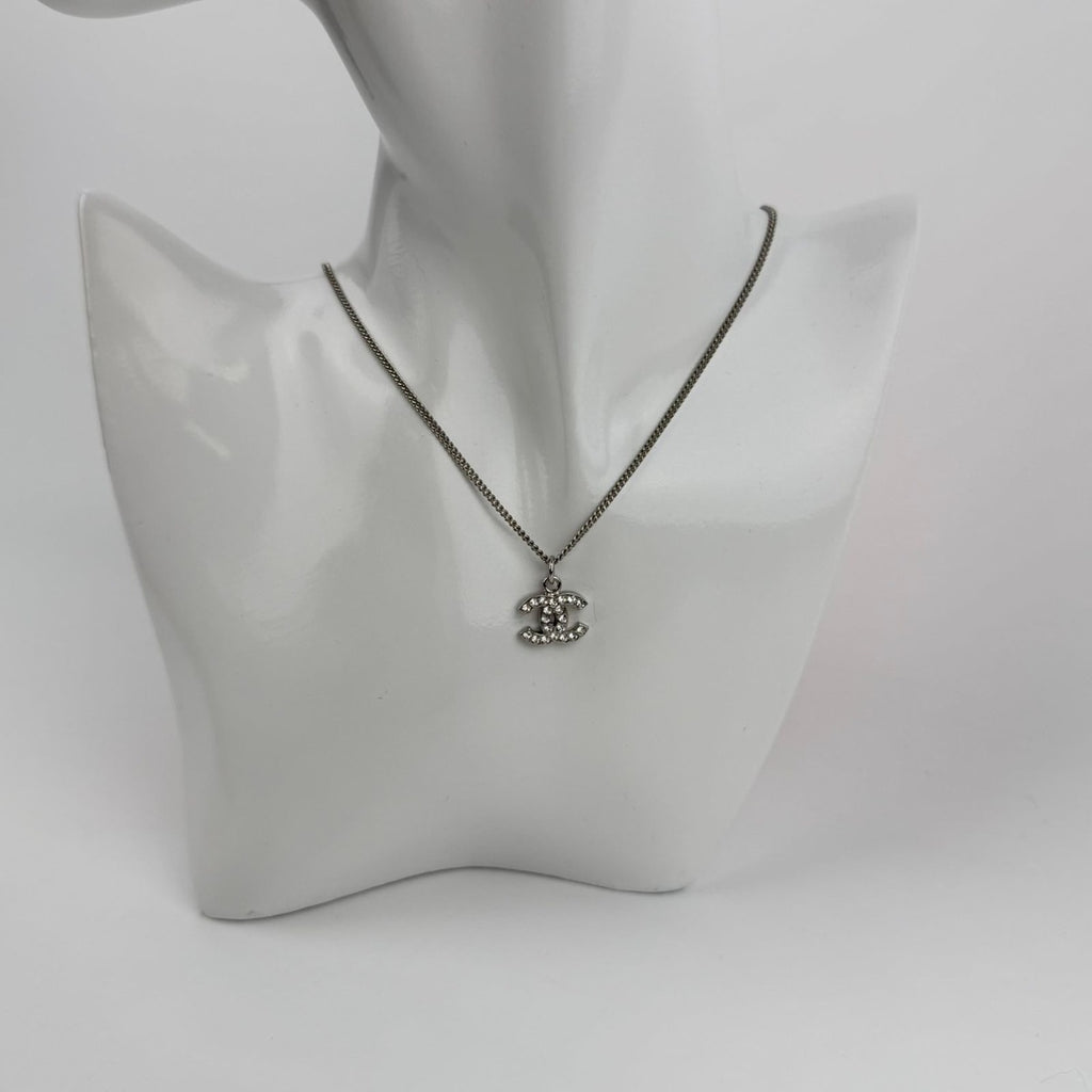 Chanel CC Logo Necklace Silver Vintage