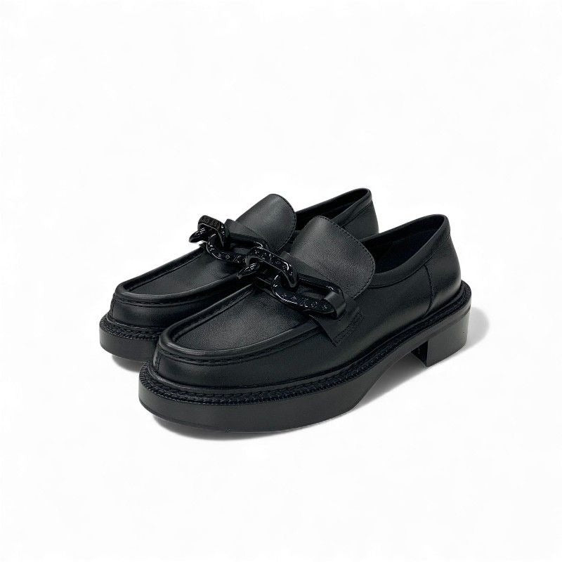 Louis Vuitton Academy Loafer