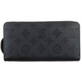 Louis Vuitton Zippy Wallet Mahina Noir Black Monogram Leather Round