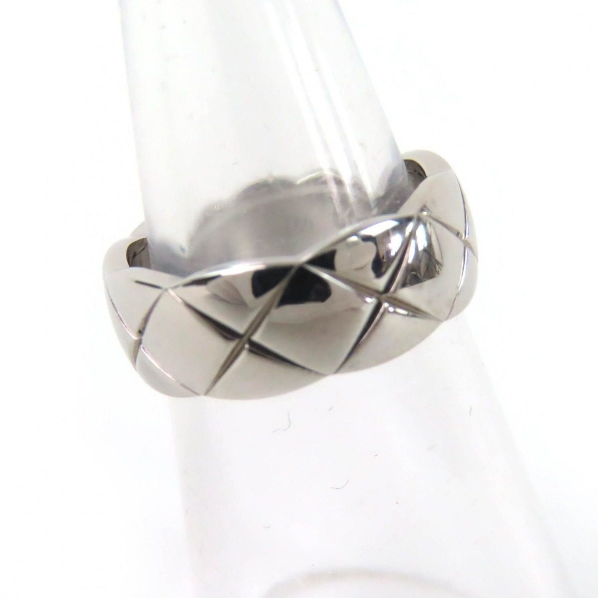 Chanel Coco Crush Ring 18k White Gold 50 Weight Recommended — view 5