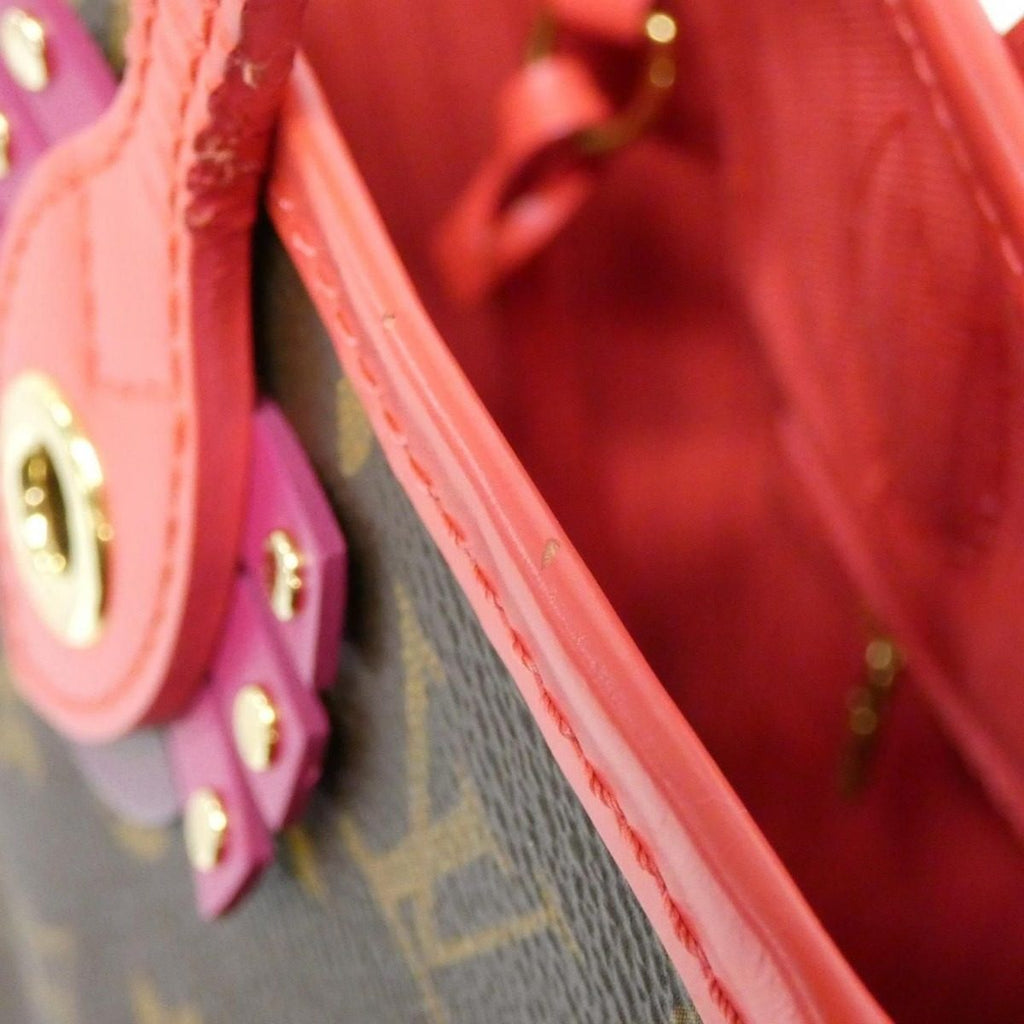 Louis Vuitton Monogram Totem Neverfull MM Bag — view 3