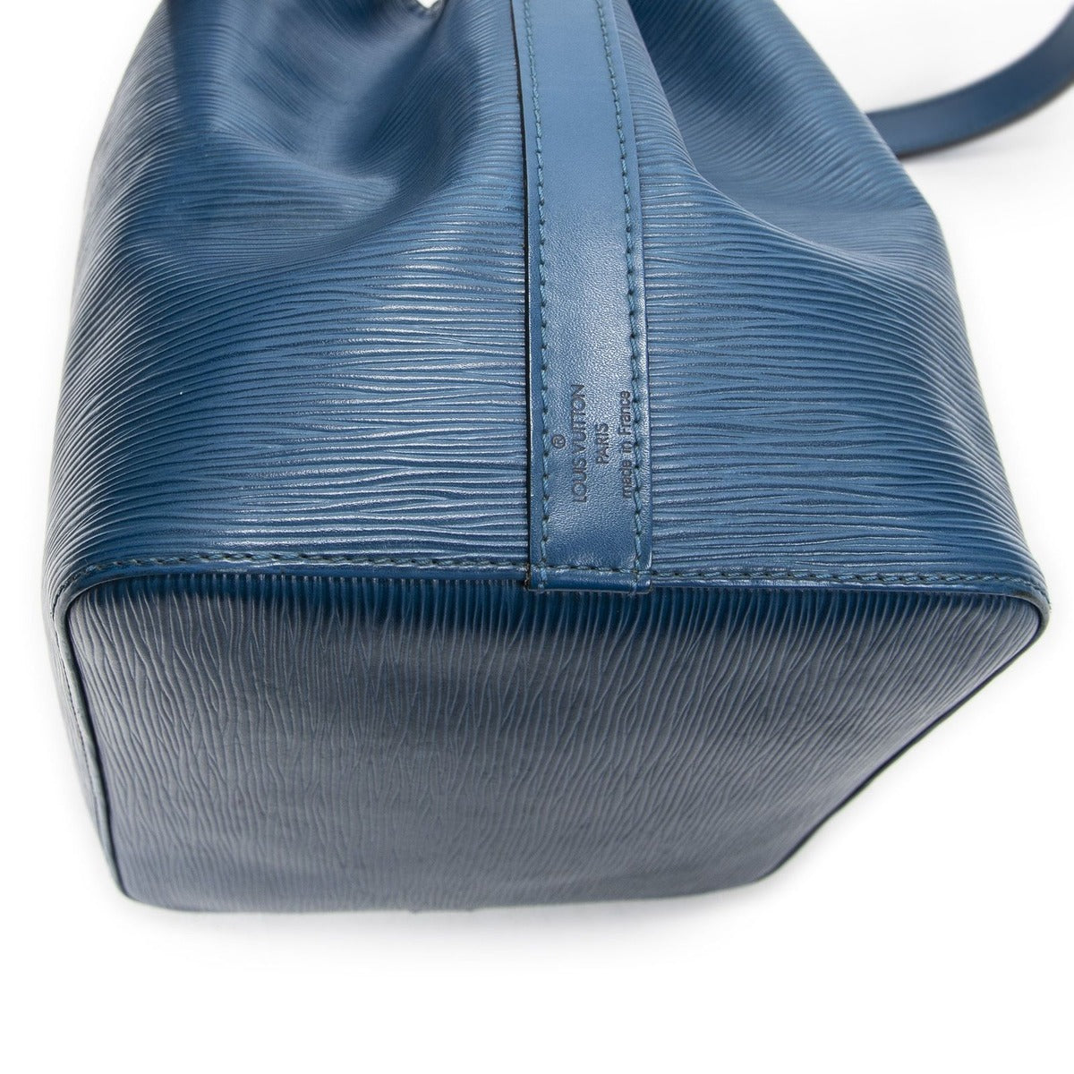 Louis Vuitton Noe Blue Epi Handbag — view 8