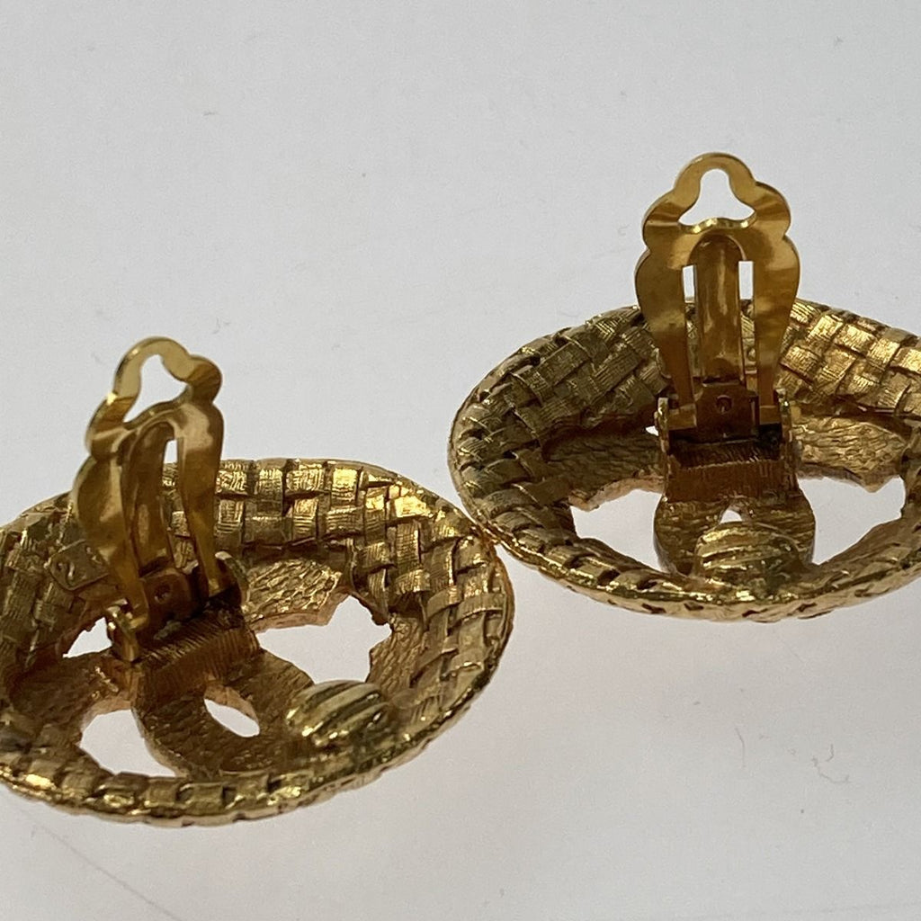 Chanel Coco Mark Round Earrings GP Gold 29 Vintage — view 6