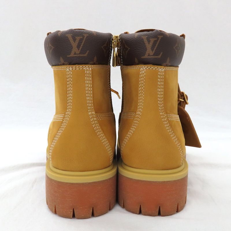 Louis Vuitton Timberland Ankle Boots 1 Ad750 9.5 Monogram Beige Nubuck — view 3