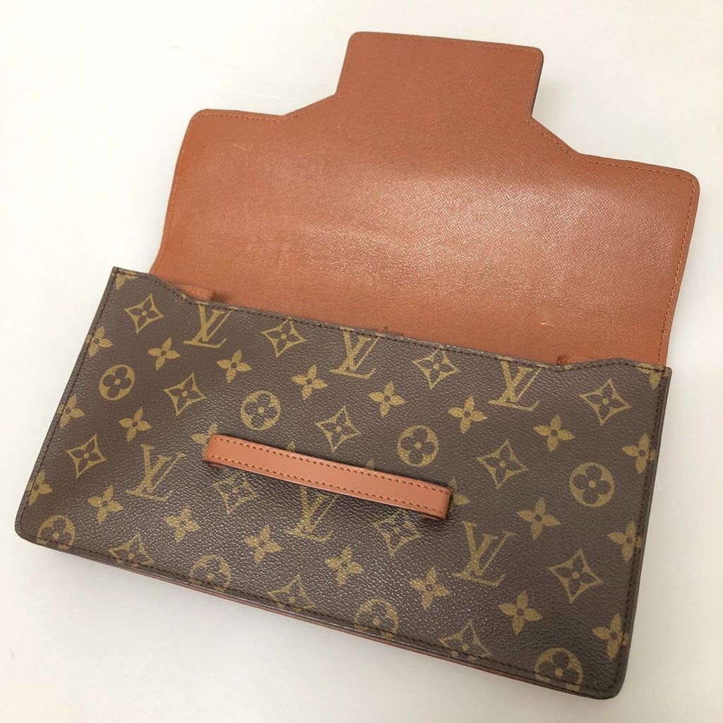 Louis Vuitton Monogram Chaillot Second Bag Main Item Only — view 4